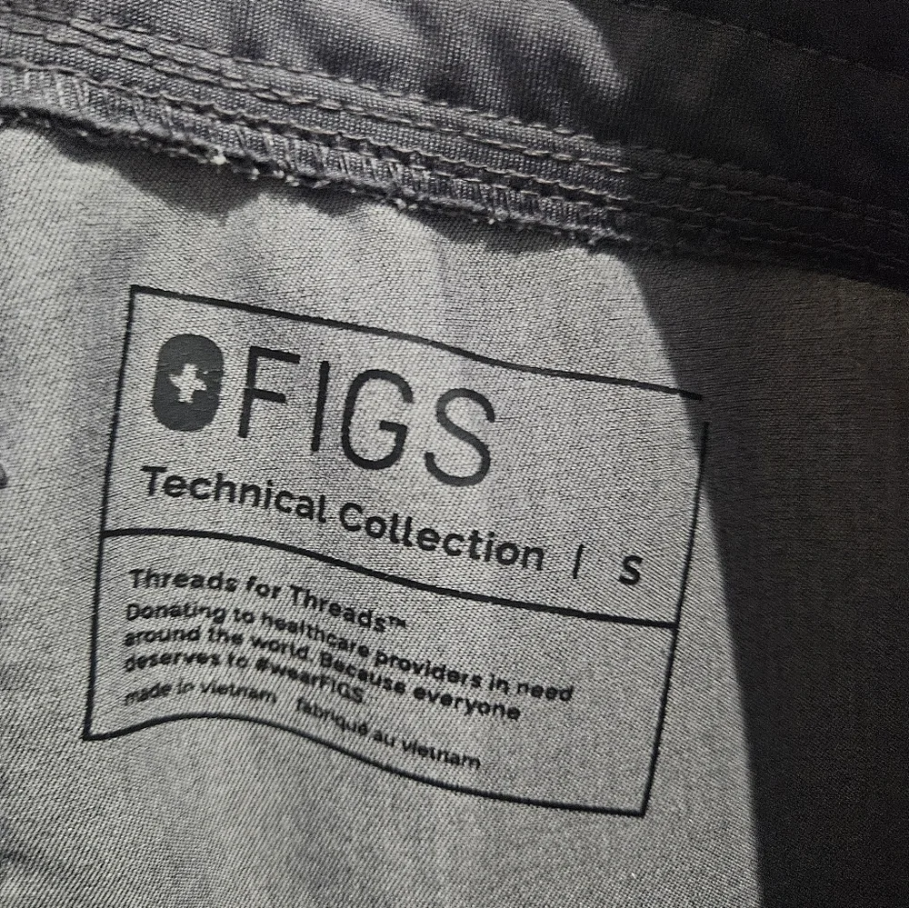Figs Scrub Set - Picture 5 of 5